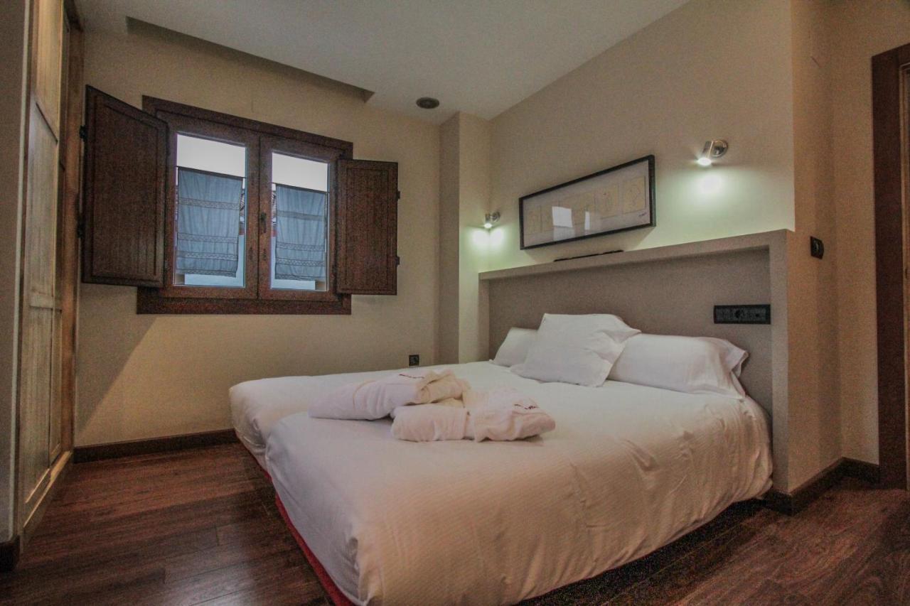 Apartamentos Turisticos Aguas De Víznar Екстериор снимка