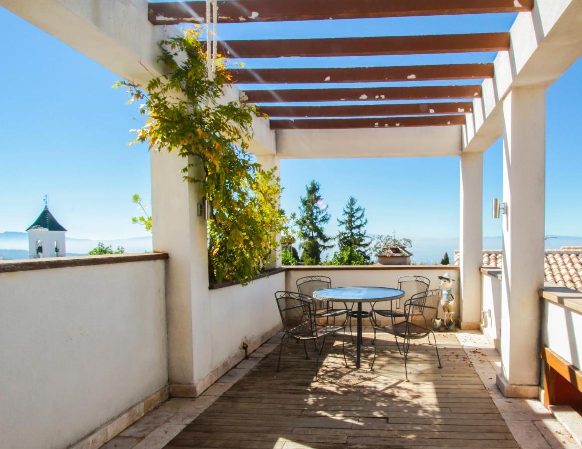 Apartamentos Turisticos Aguas De Víznar Стая снимка