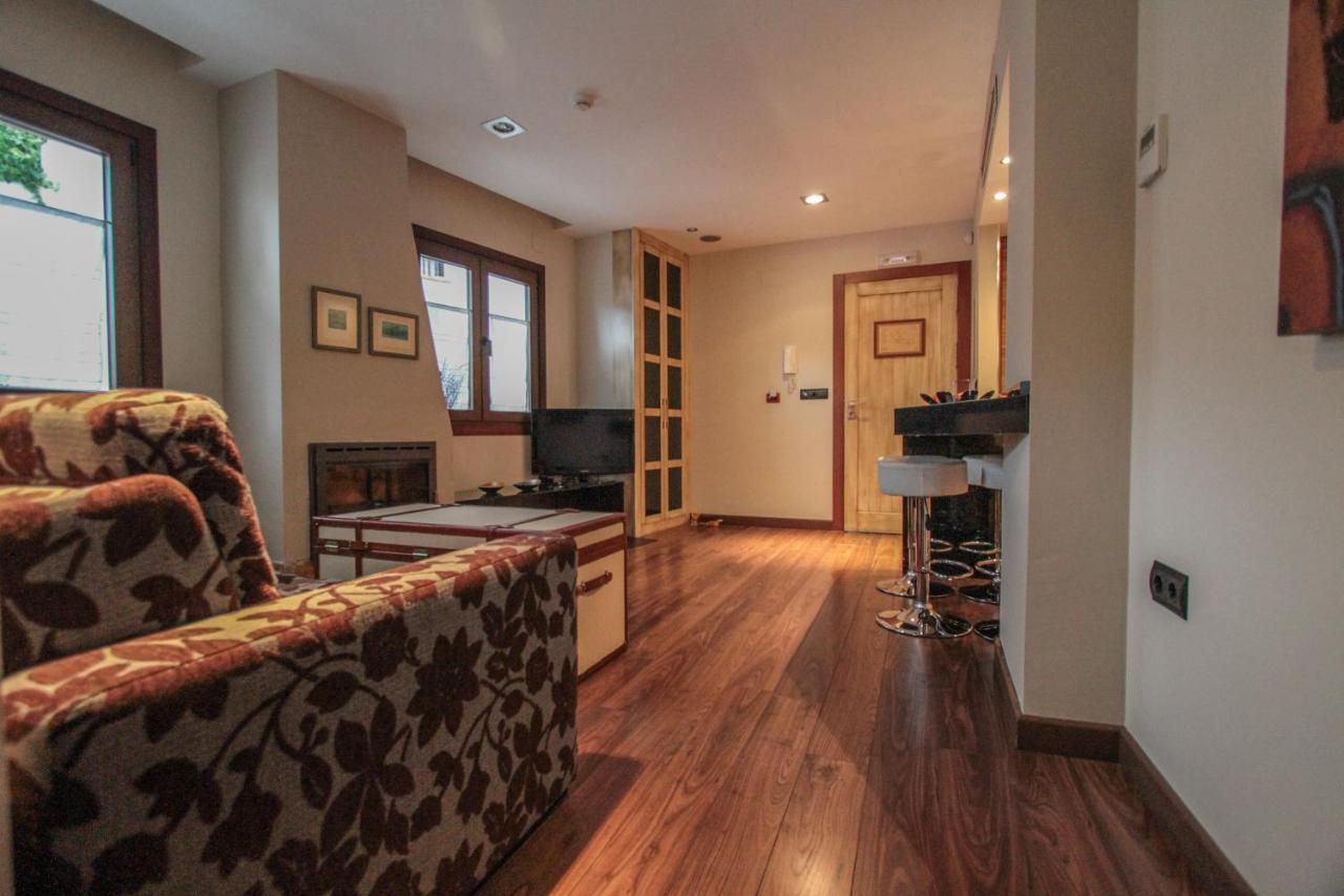 Apartamentos Turisticos Aguas De Víznar Екстериор снимка