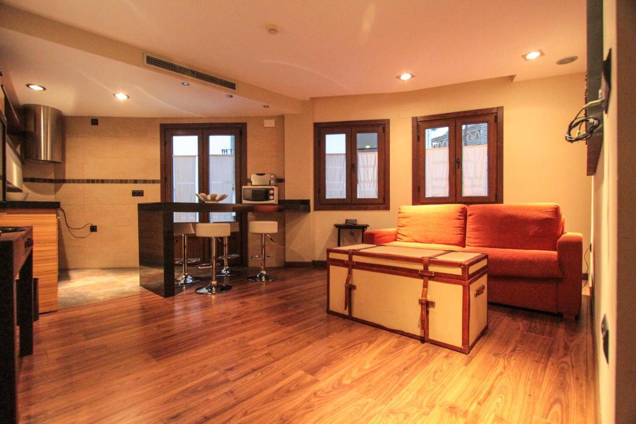 Apartamentos Turisticos Aguas De Víznar Екстериор снимка